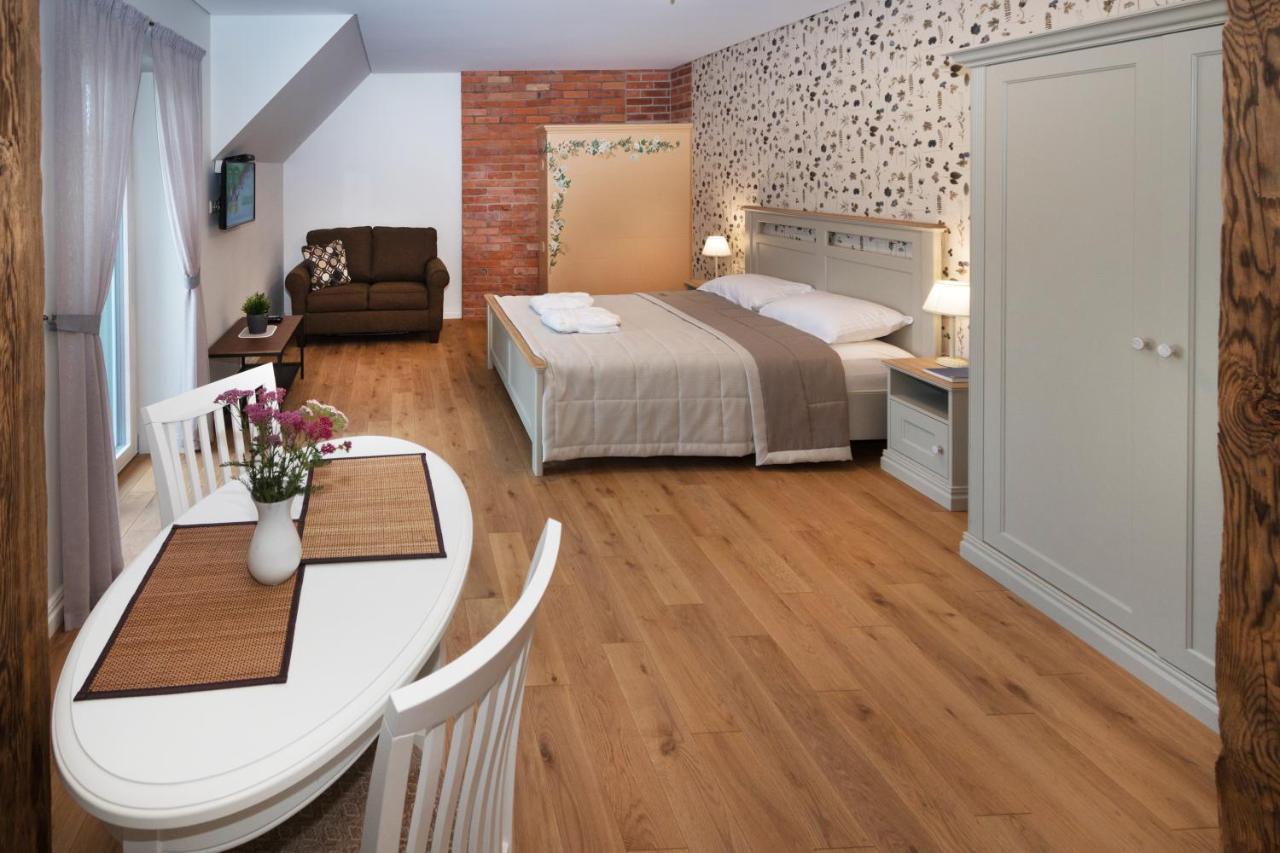 Melnmuize Apartment Karklė Екстериор снимка
