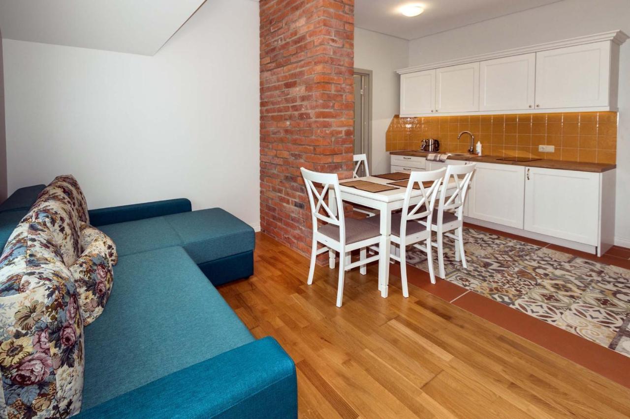 Melnmuize Apartment Karklė Екстериор снимка
