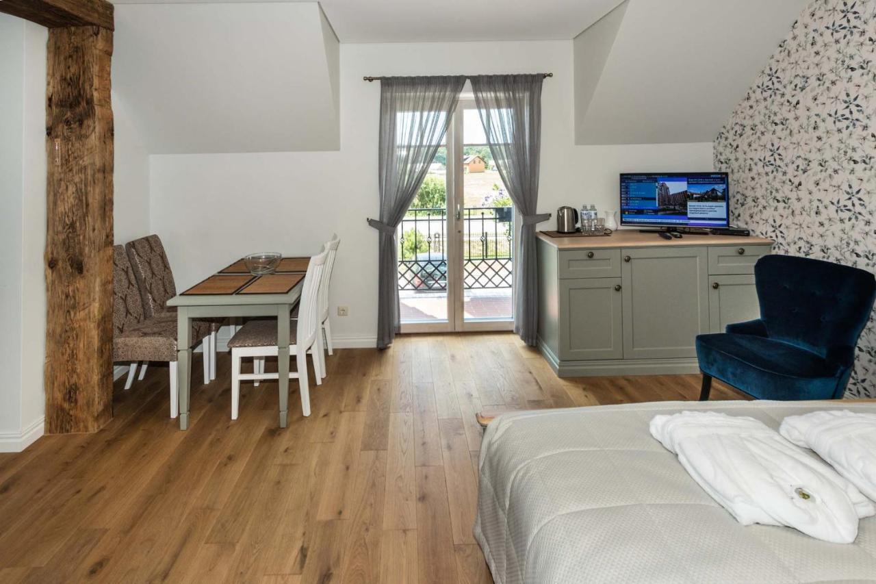 Melnmuize Apartment Karklė Екстериор снимка