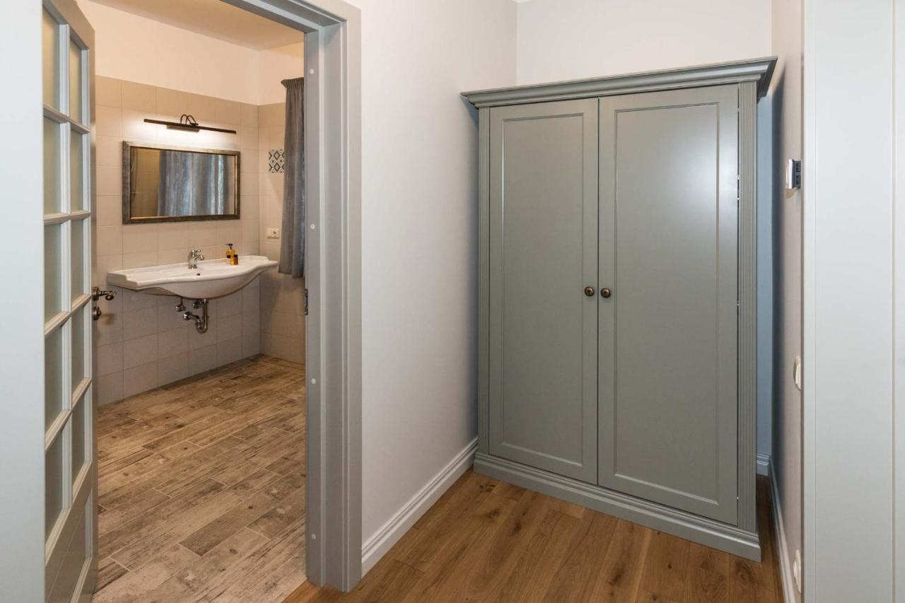 Melnmuize Apartment Karklė Екстериор снимка