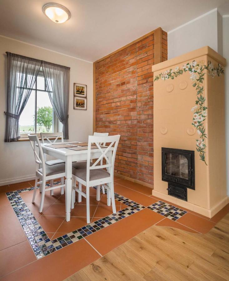 Melnmuize Apartment Karklė Екстериор снимка